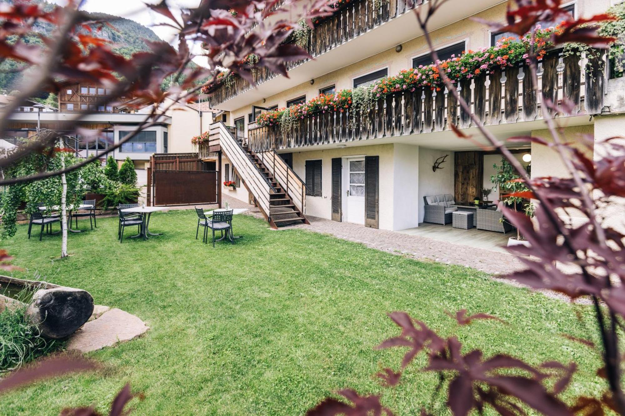 Hotel Schoenwies Trodena Zewnętrze zdjęcie